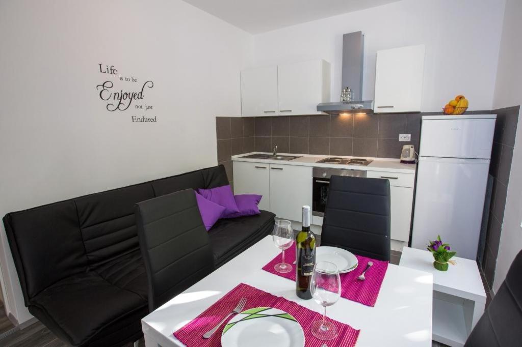 Apartments Villa Roza Мокошица Экстерьер фото