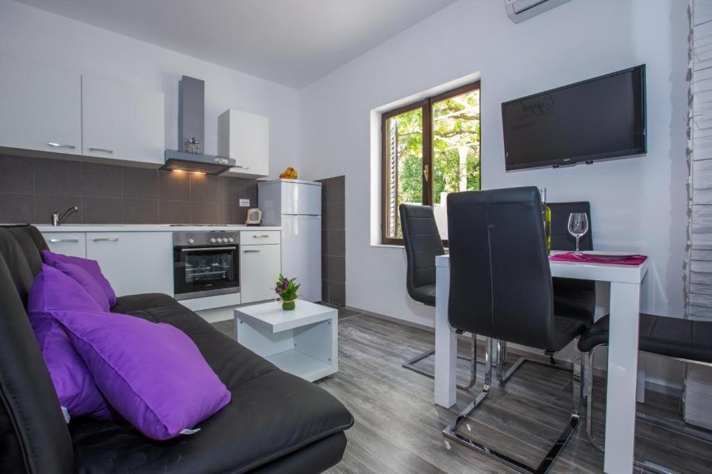 Apartments Villa Roza Мокошица Экстерьер фото